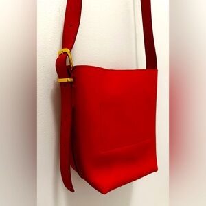 Madewell the essential mini bucket crossbody bag - red leather